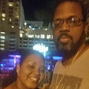 Meet your Posher, Corey